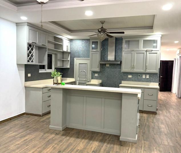 VENTA DE CASA EN VILLA SAN ANTONO EN SAN PEDRO SULA