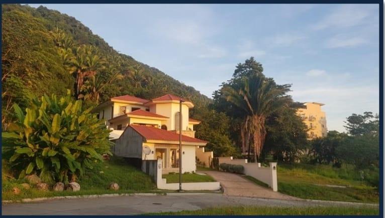 Casas en venta en Merendon Hills, San Pedro Sula | Quierocasa.hn