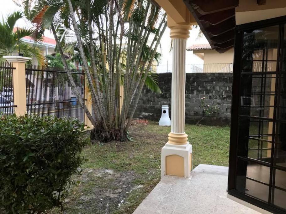 Casas en venta en Residencial El Toronjal, La Ceiba Quierocasa.hn